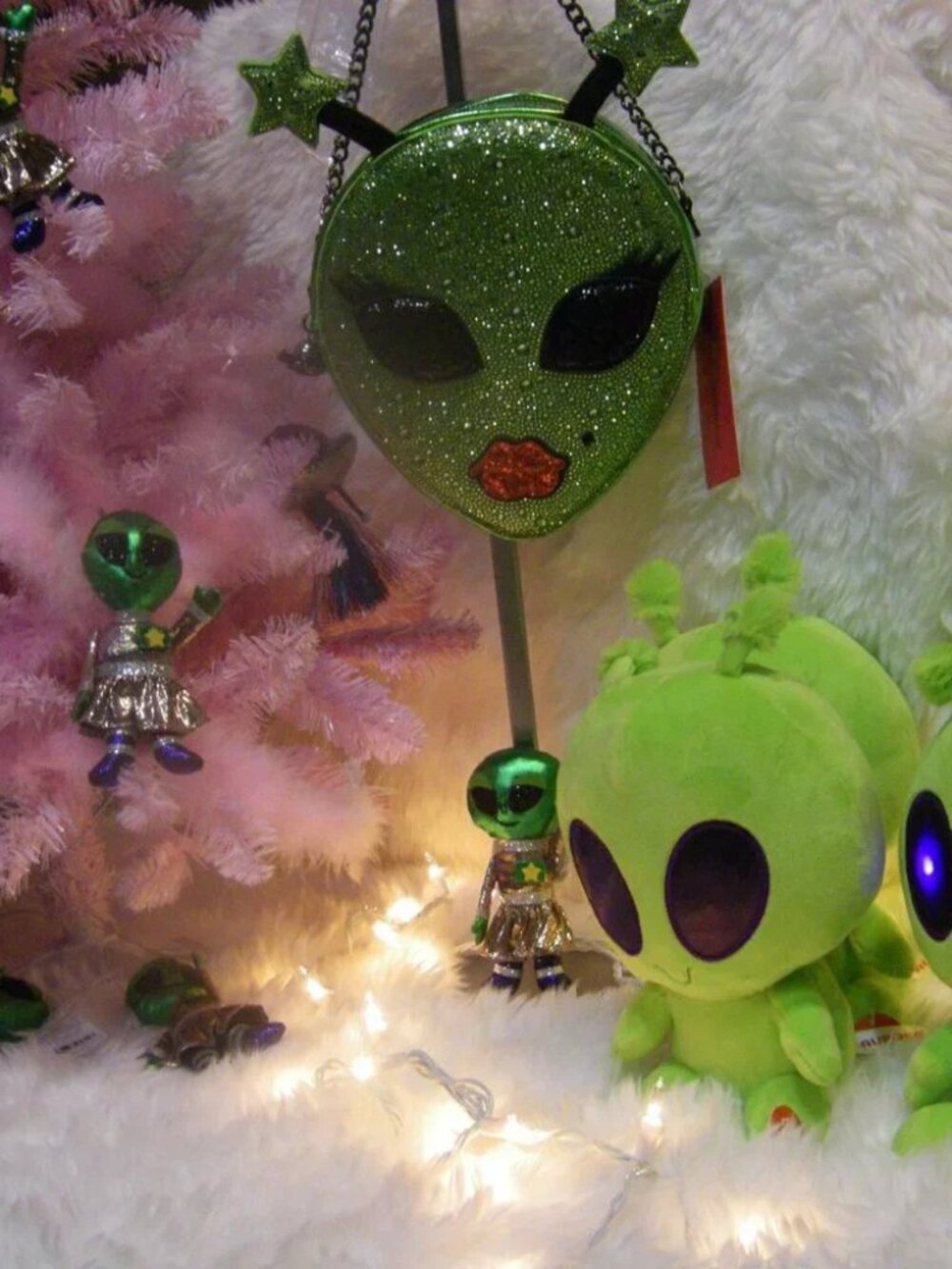 Betsey Johnson Exclusive Kitsch Lightup Out Of Your Orbit Bag Green Alien NWT - Picture 13 of 16